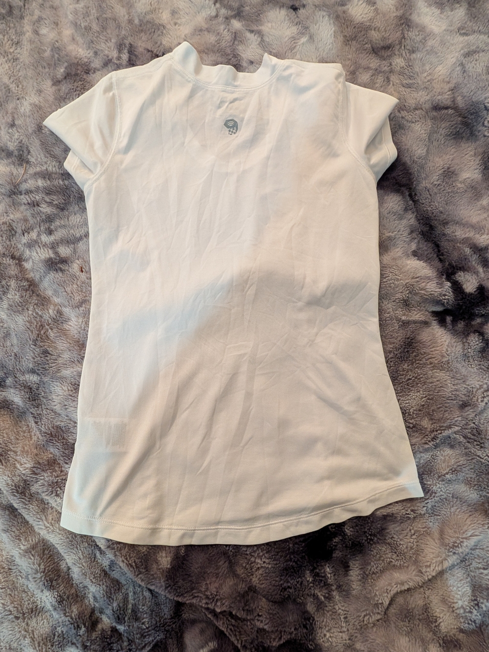 Women’s White Short Sleeve Athletic Top
